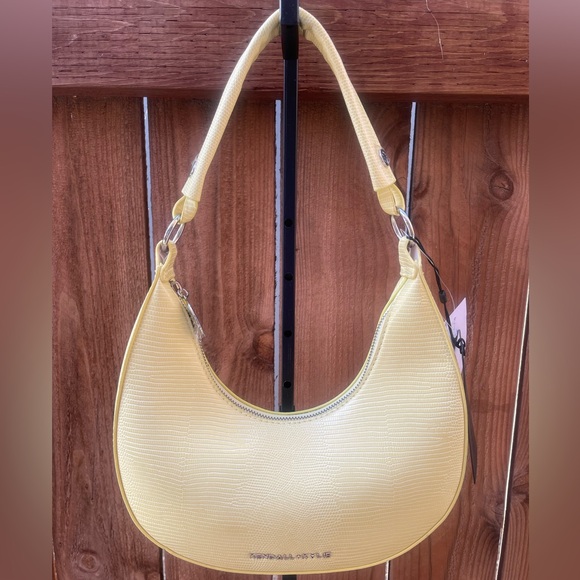 Kendall & Kylie Handbags - Kendall + Kylie Shoulder Bag